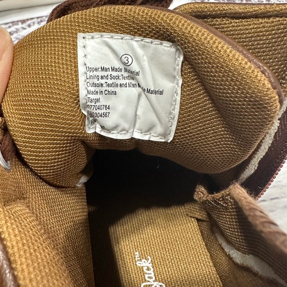 NWOB Cat & Jack Boys Florian Sneakers- size 3 - Picture 8 of 9